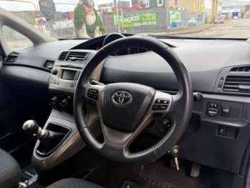 Used Toyota Verso 2009 for sale - 74895326: Photo