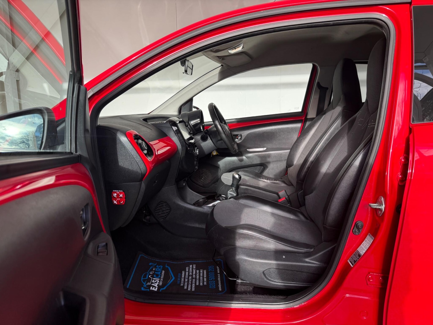 Used Toyota AYGO 2016 for sale - 76801586: Photo 24