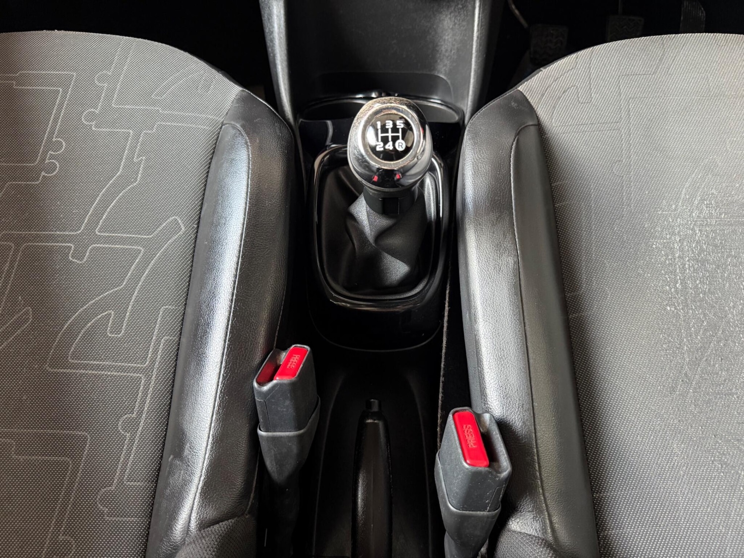 Used Toyota AYGO 2016 for sale - 76801586: Photo 30