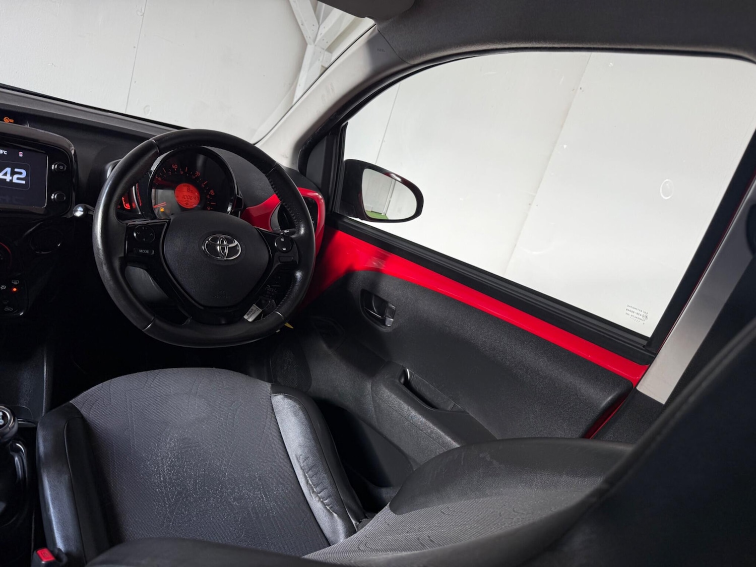 Used Toyota AYGO 2016 for sale - 76801586: Photo 38