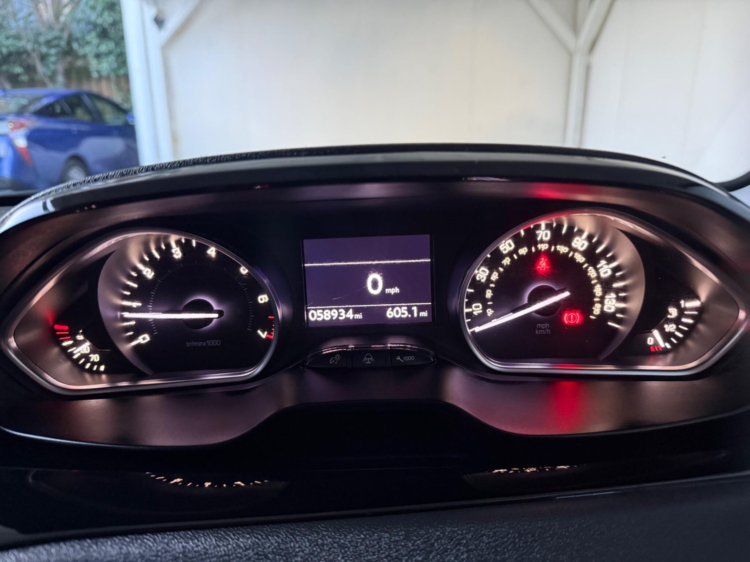 Used Peugeot 208 2013 for sale - 77020923: Photo 29