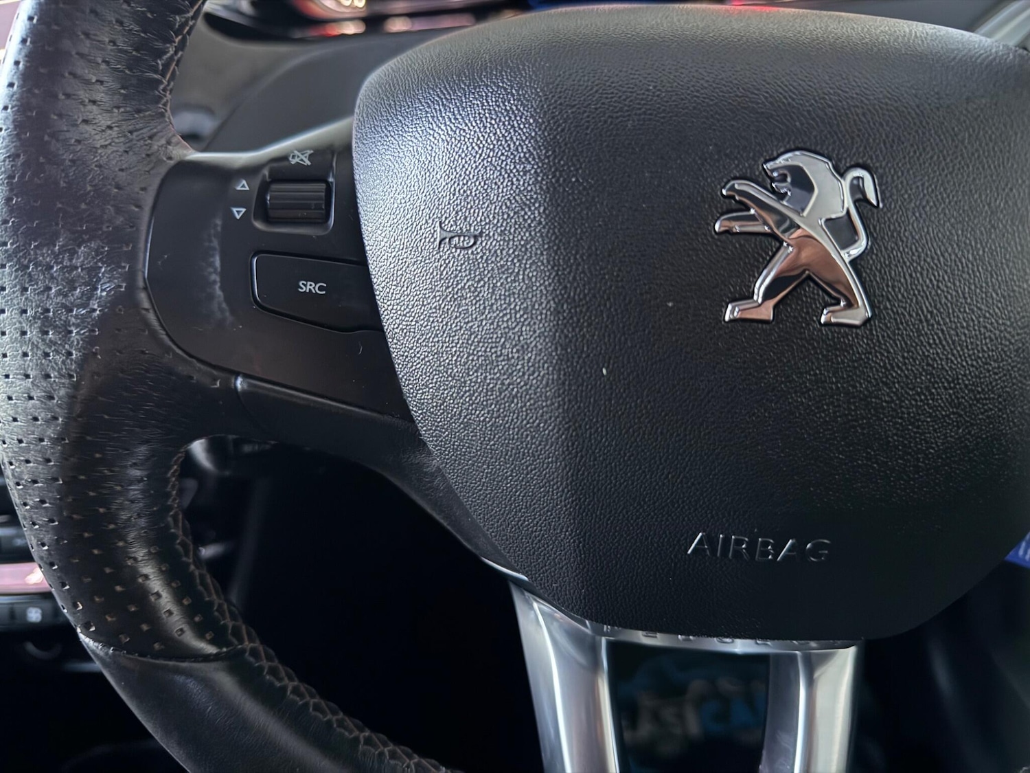 Used Peugeot 208 2013 for sale - 77020923: Photo 30