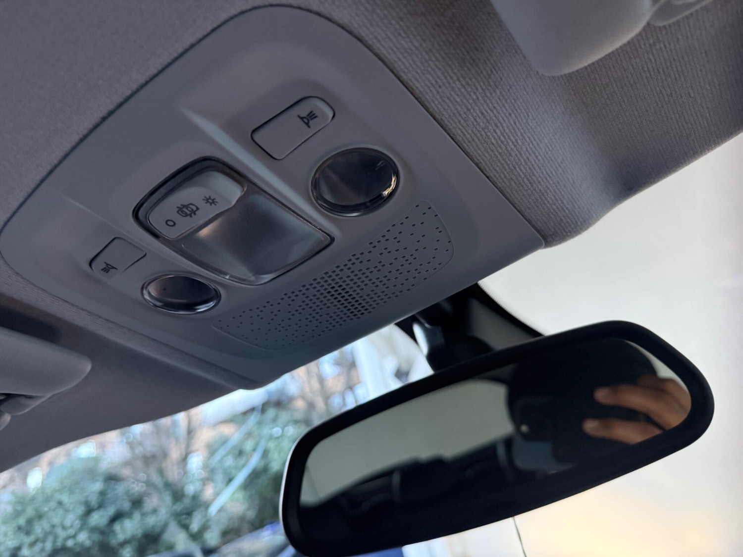 Used Peugeot 208 2013 for sale - 77020923: Photo 50