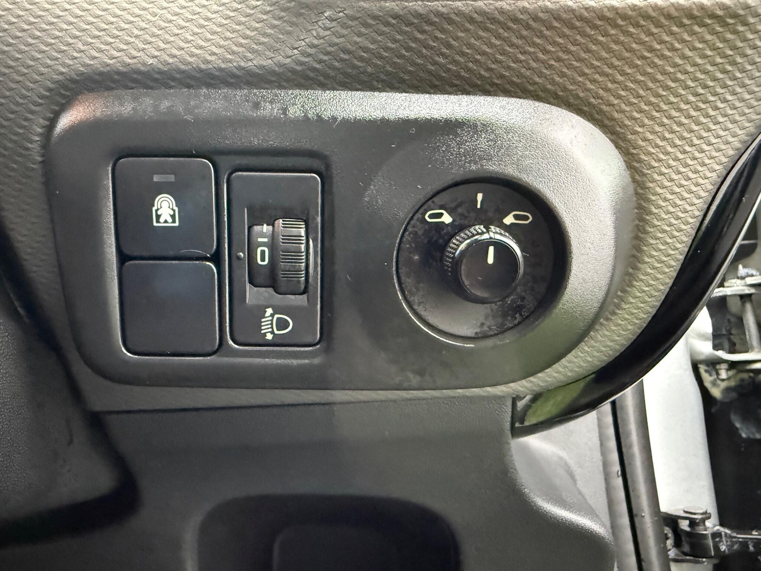 Used Citroen C4 Cactus 2016 for sale - 77315407: Photo 42