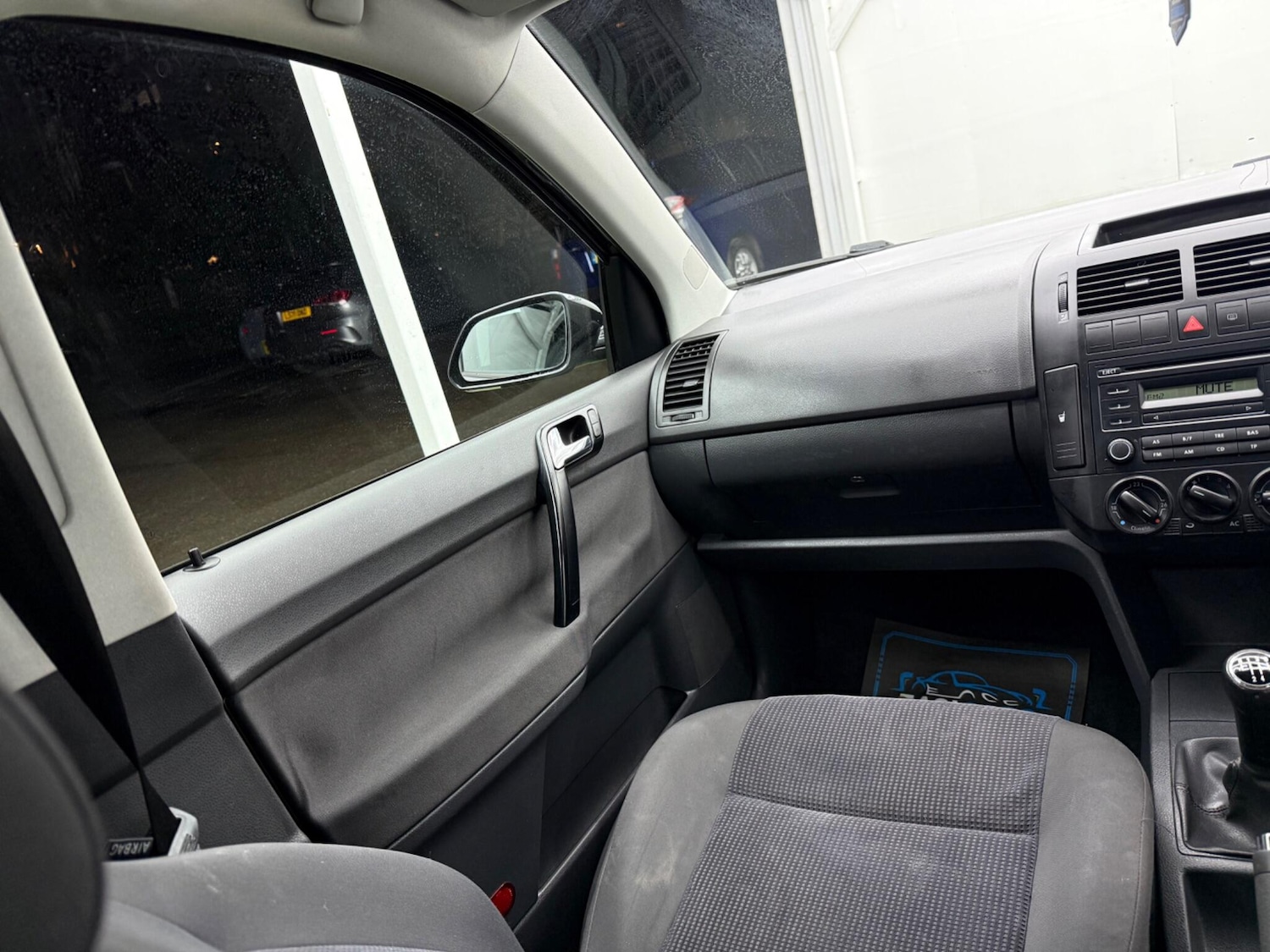 Used Volkswagen Polo 2005 for sale - 77633707: Photo 37