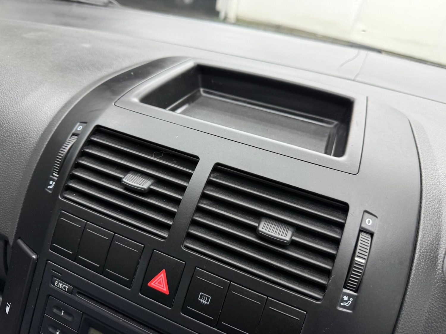 Used Volkswagen Polo 2005 for sale - 77633707: Photo 42