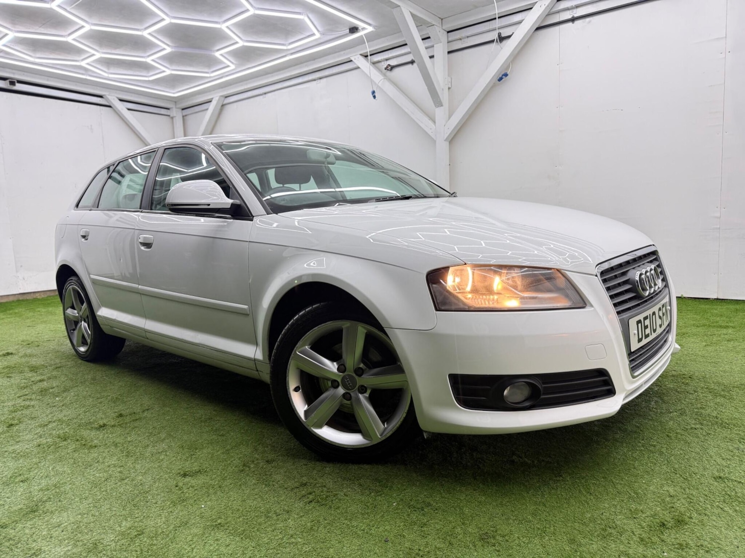 Used Audi A3 2010 for sale - 77237891: Photo 4