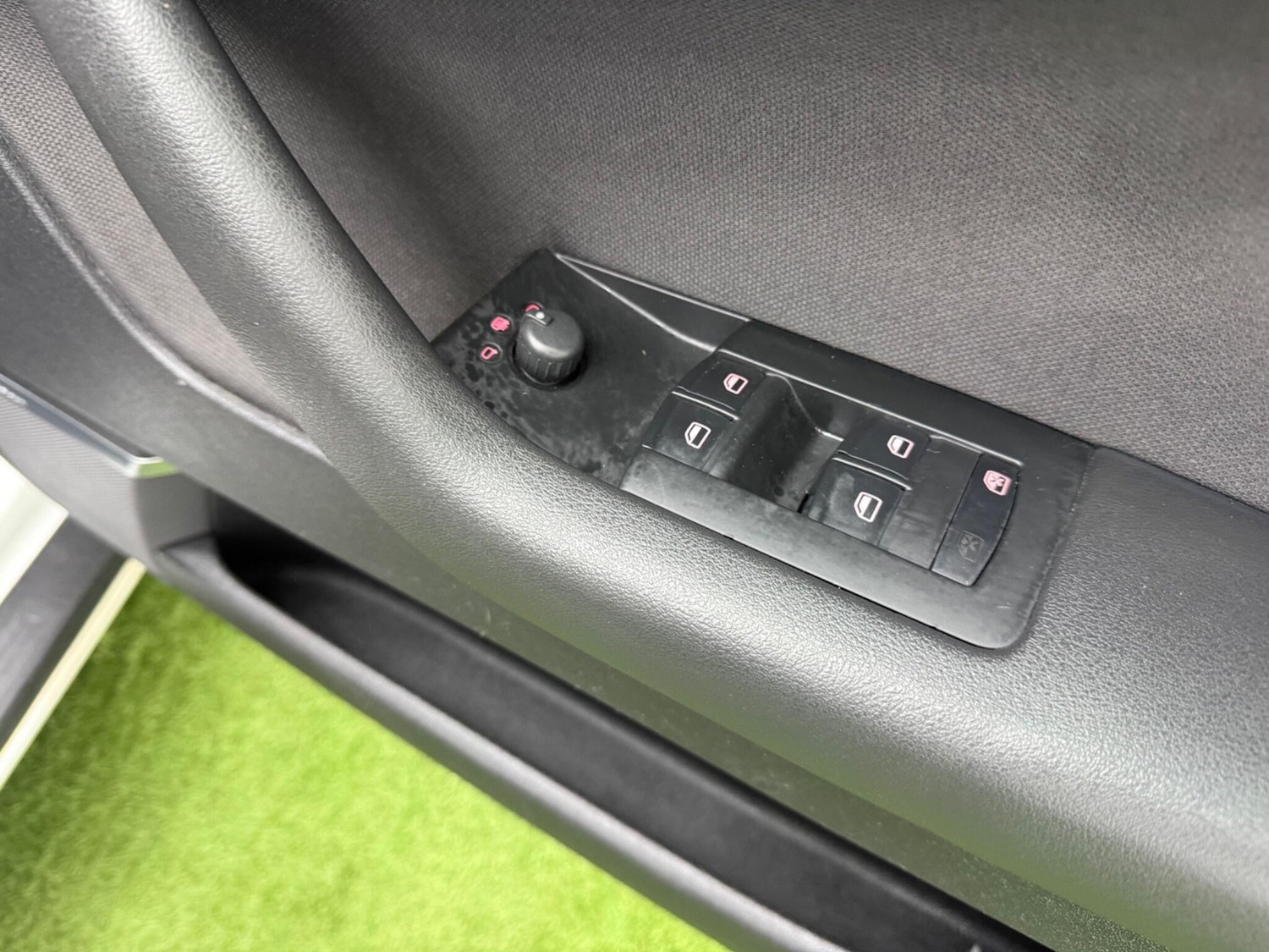 Used Audi A3 2010 for sale - 77237891: Photo 40