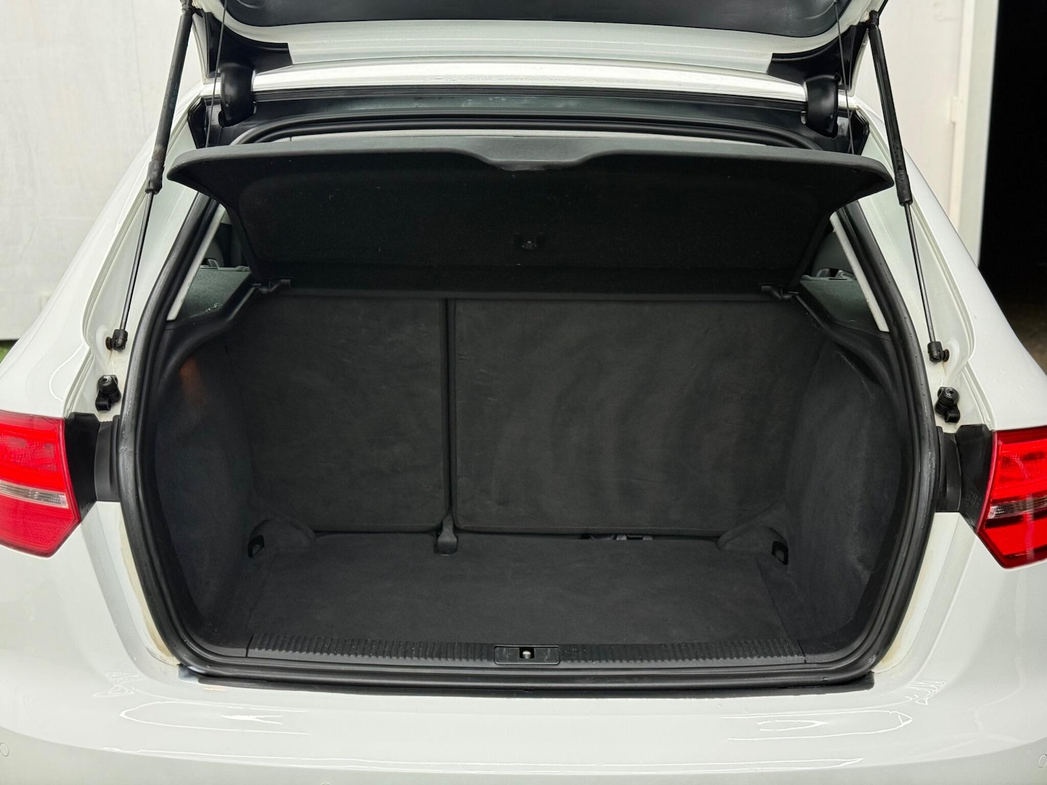 Used Audi A3 2010 for sale - 77237891: Photo 8