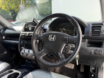 Used Honda CR-V 2005 for sale - 76432383: Photo