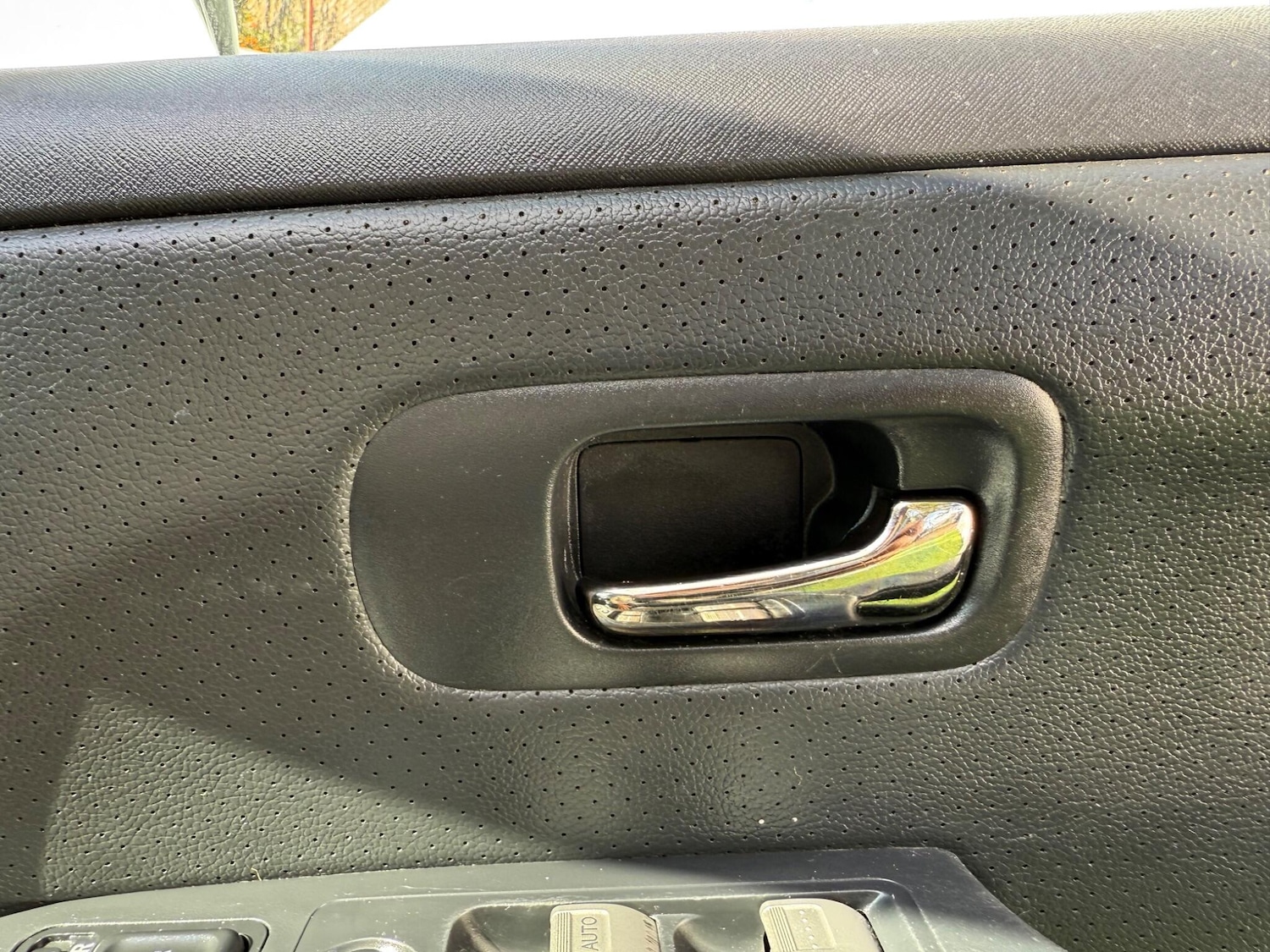 Used Honda CR-V 2005 for sale - 76432383: Photo 42