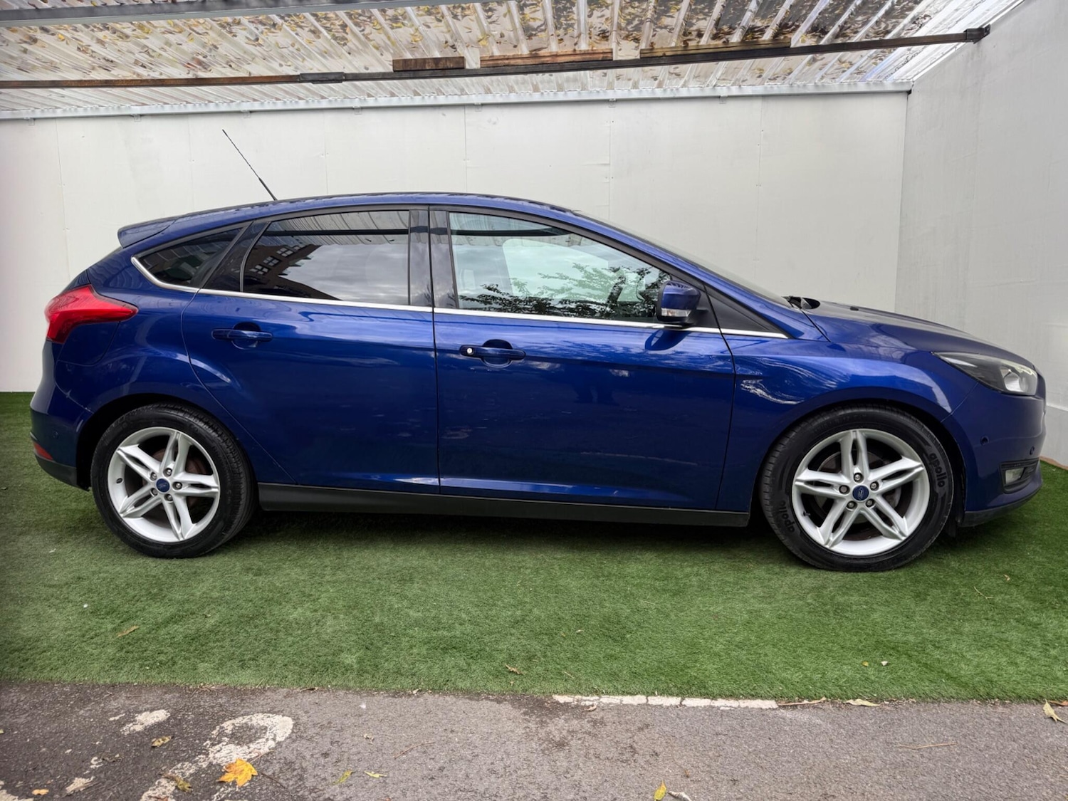 Used Ford Focus 2016 for sale - 76399213: Photo 5