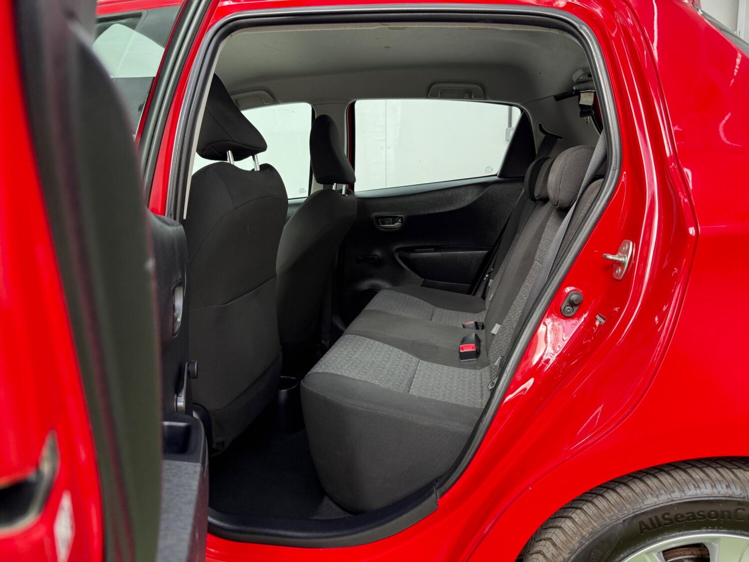 Used Toyota Yaris for sale - 78214857: Photo 23