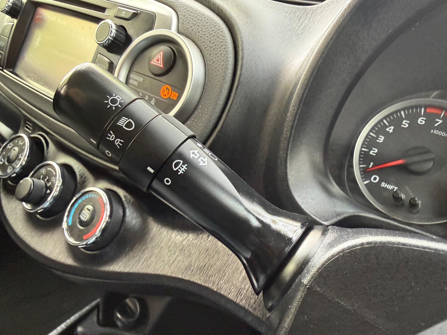 Used Toyota Yaris for sale - 78214857: Photo 37