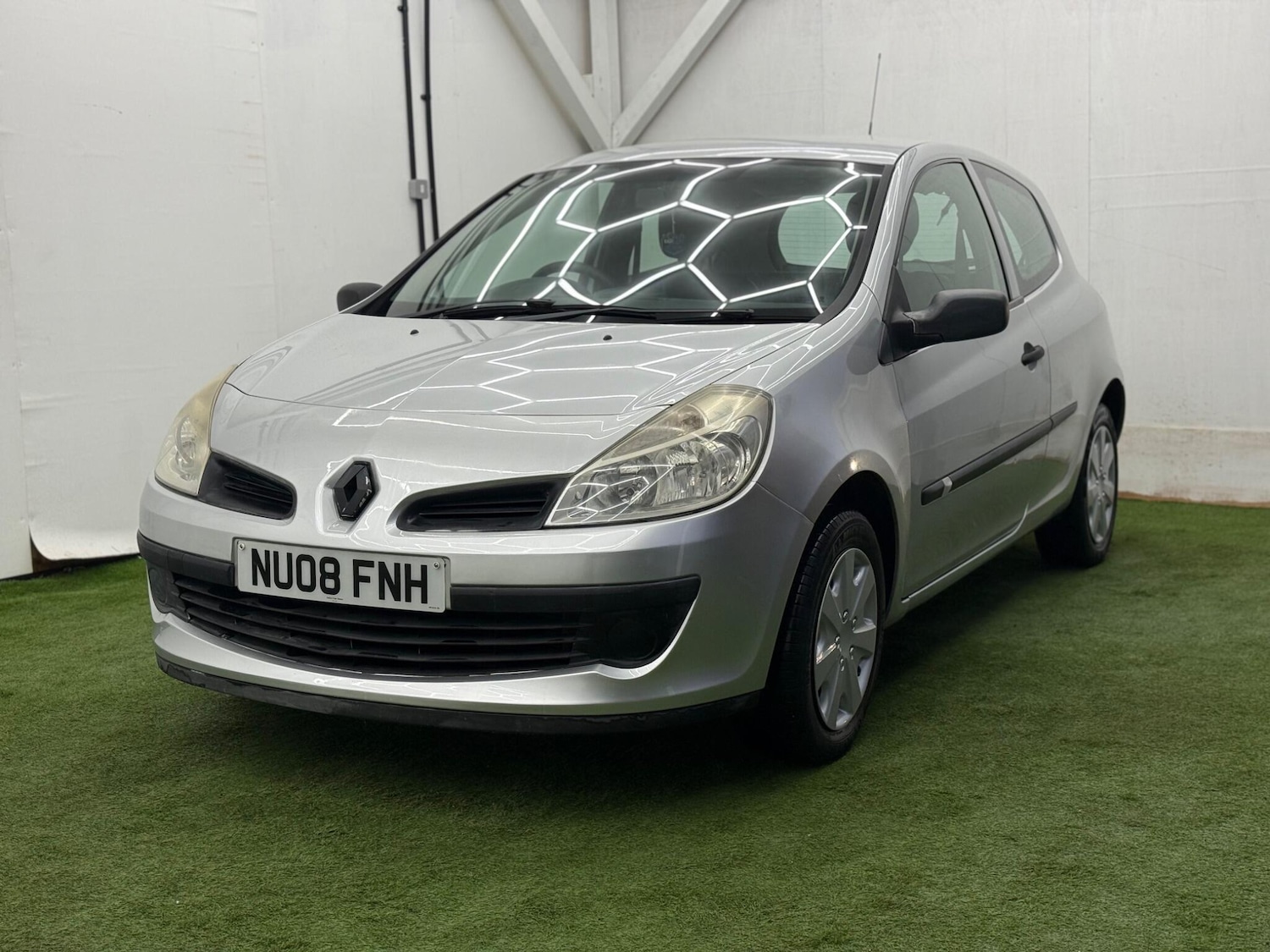 Used Renault Clio for sale - 77537363: Photo 11