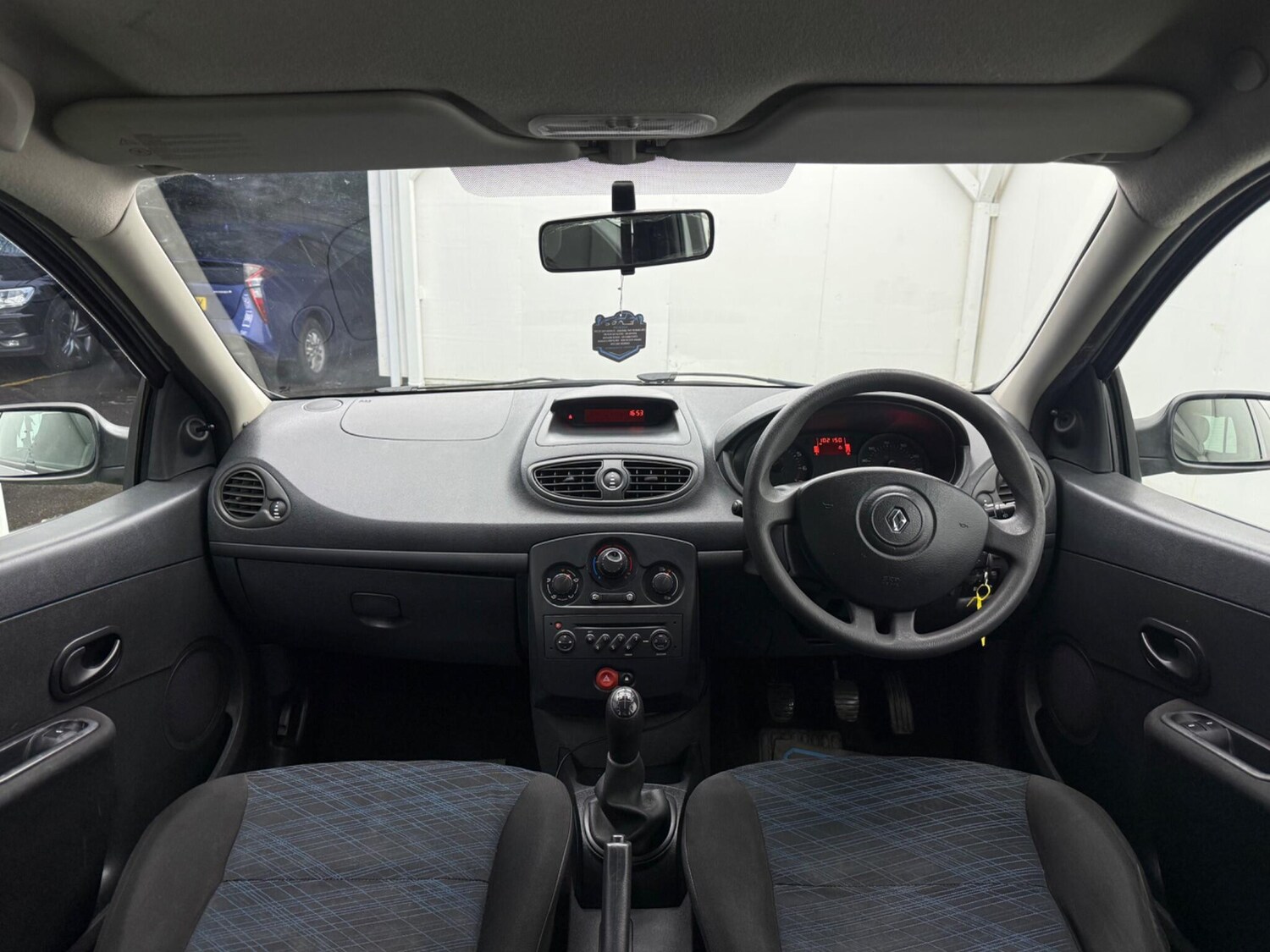 Used Renault Clio for sale - 77537363: Photo 24