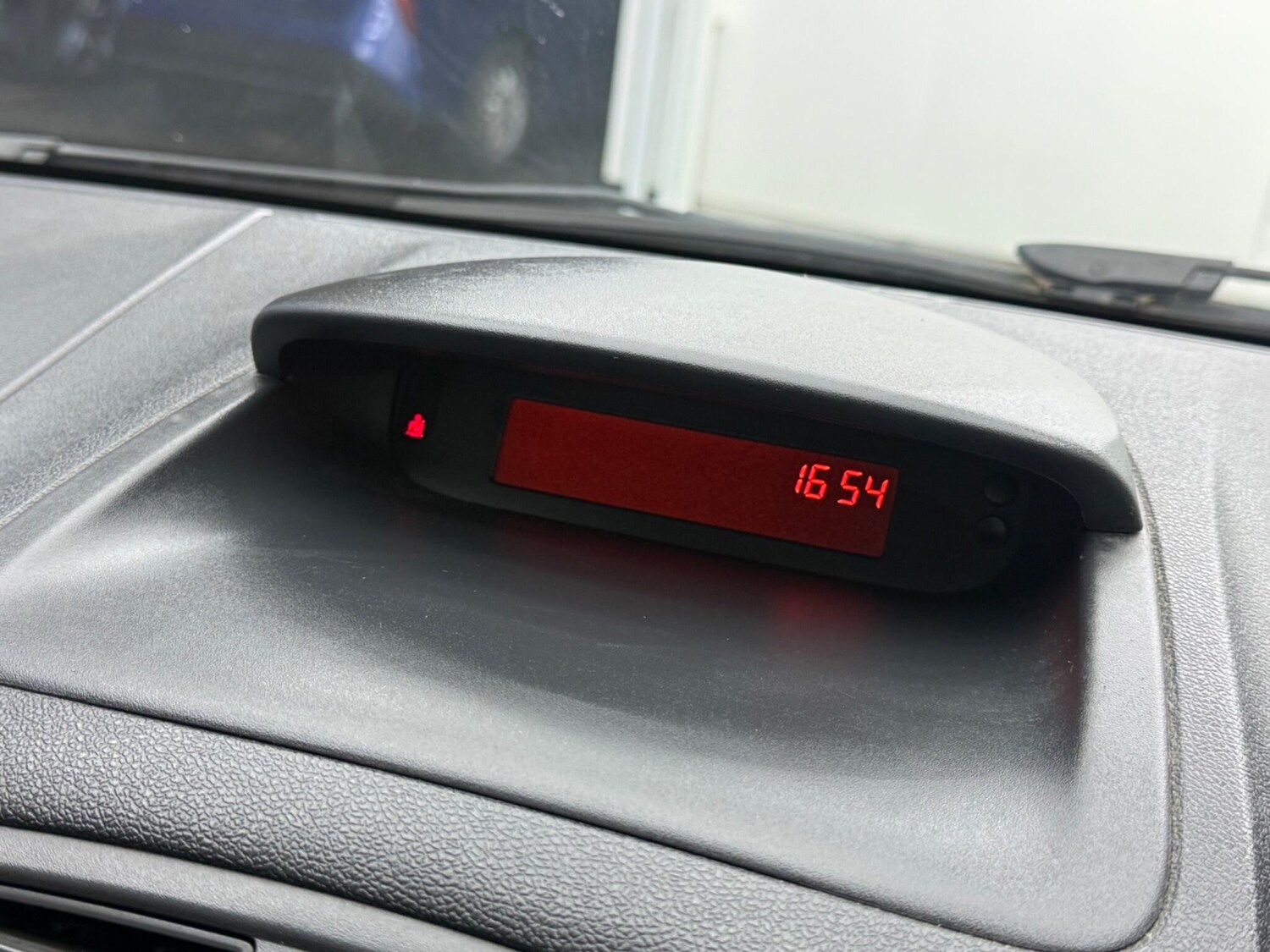 Used Renault Clio for sale - 77537363: Photo 38