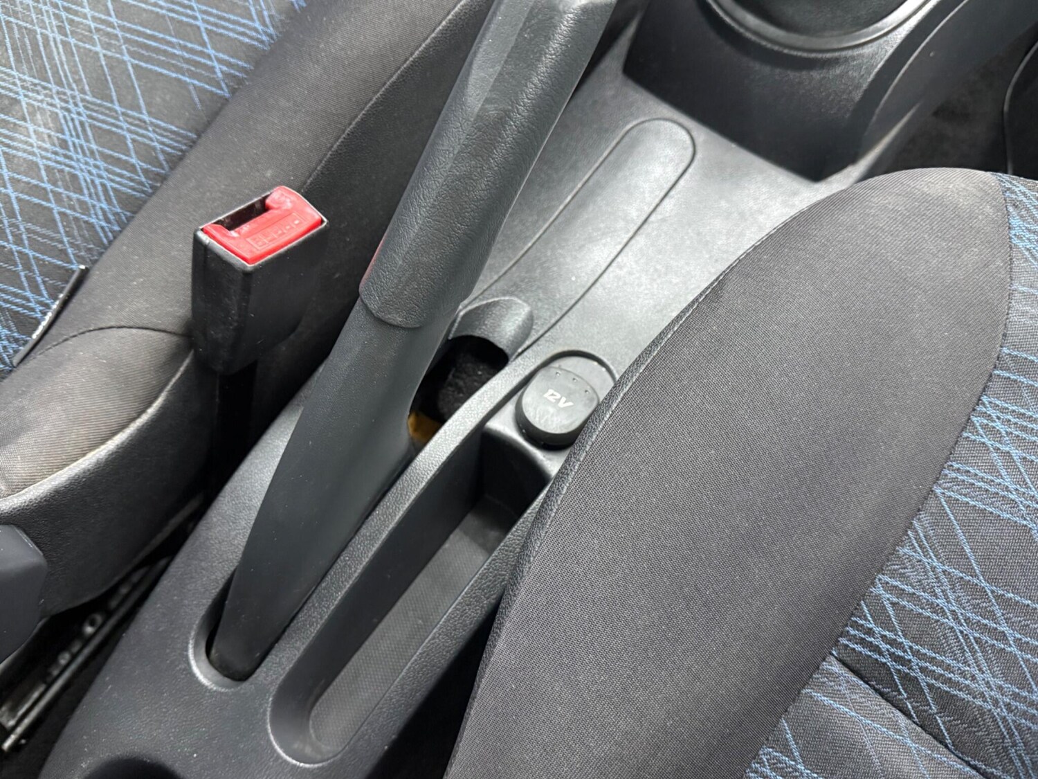 Used Renault Clio for sale - 77537363: Photo 44