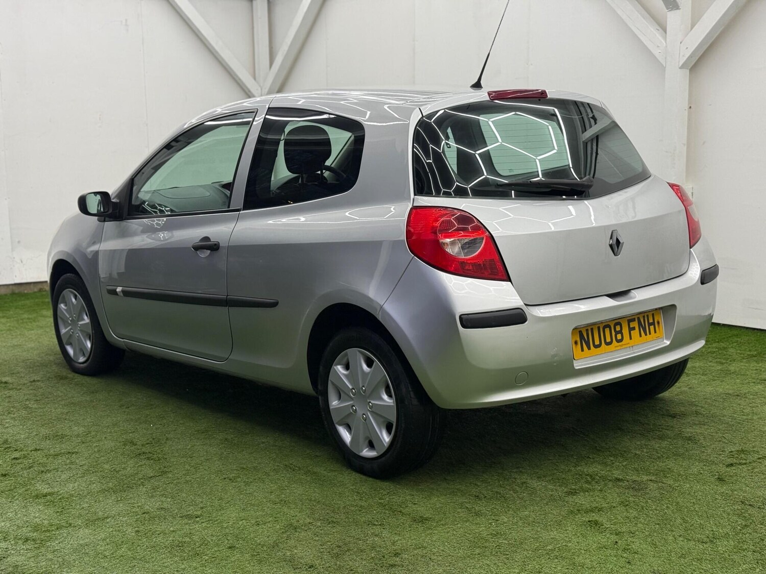 Used Renault Clio for sale - 77537363: Photo 9