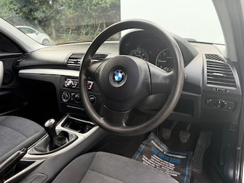 Used BMW 1 Series 2010 for sale - 75838120: Photo