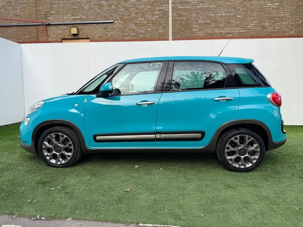 Used Fiat 500L 2015 for sale - 76158687: Photo 10