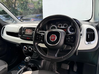 Used Fiat 500L 2015 for sale - 76158687: Photo