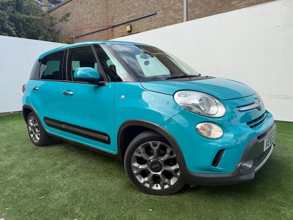 Used Fiat 500L 2015 for sale - 76158687: Photo 4
