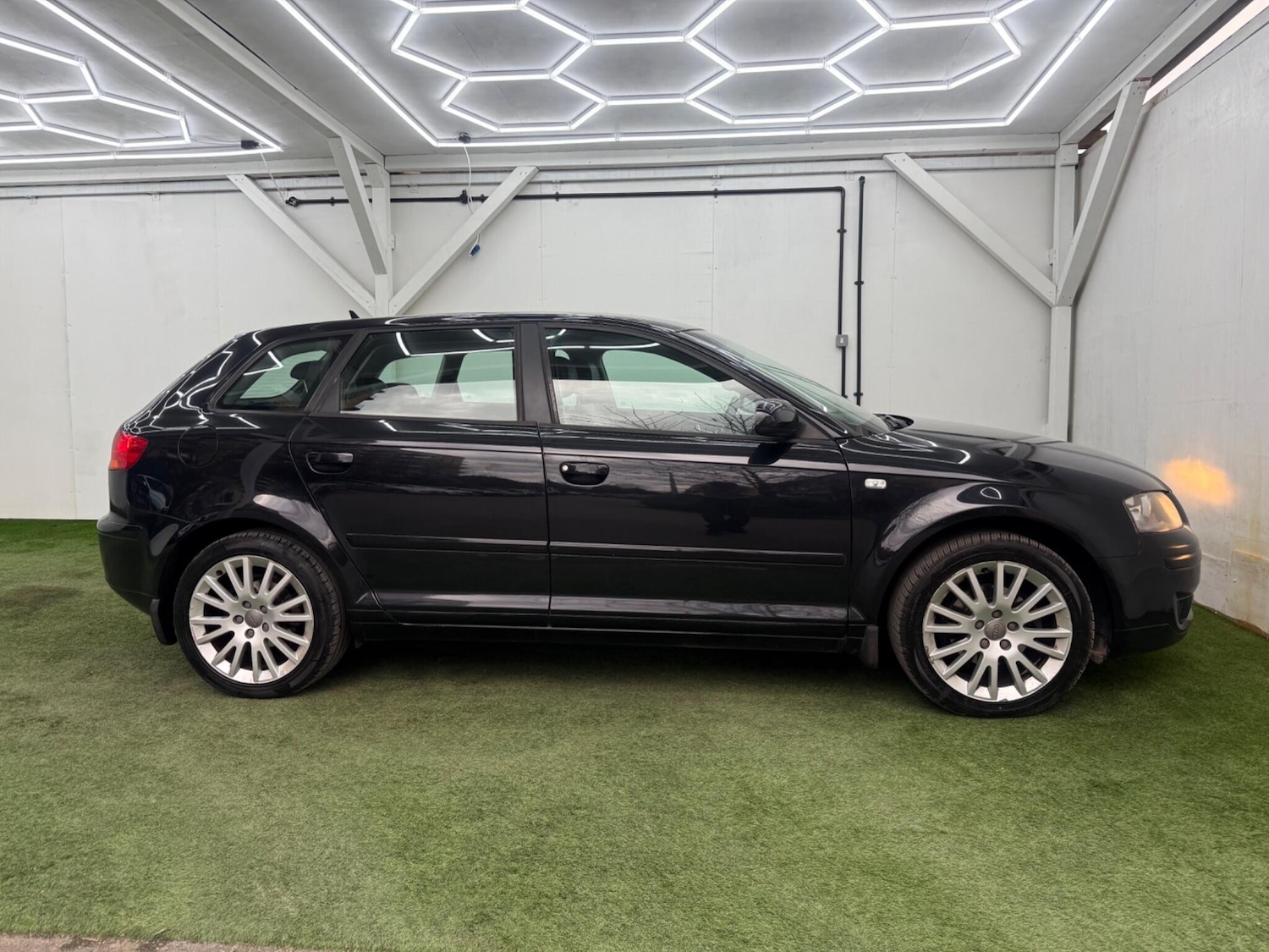 Used Audi A3 for sale - 77824994: Photo 2