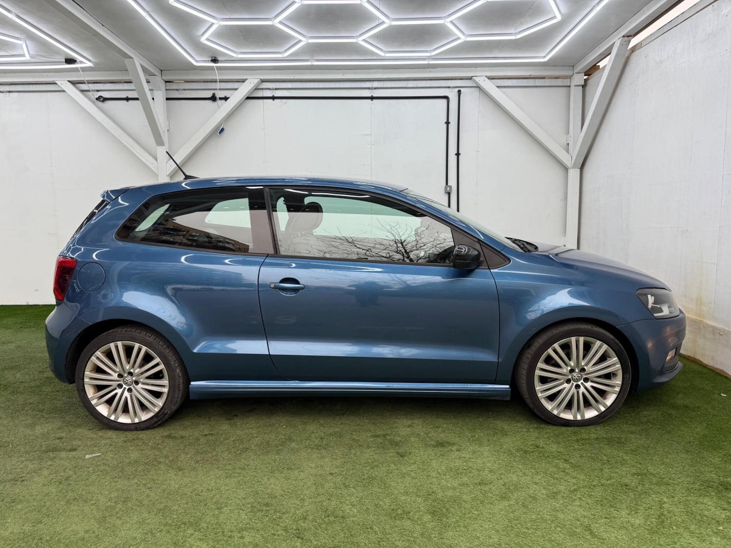 Used Volkswagen Polo 2014 for sale - 77783452: Photo 5