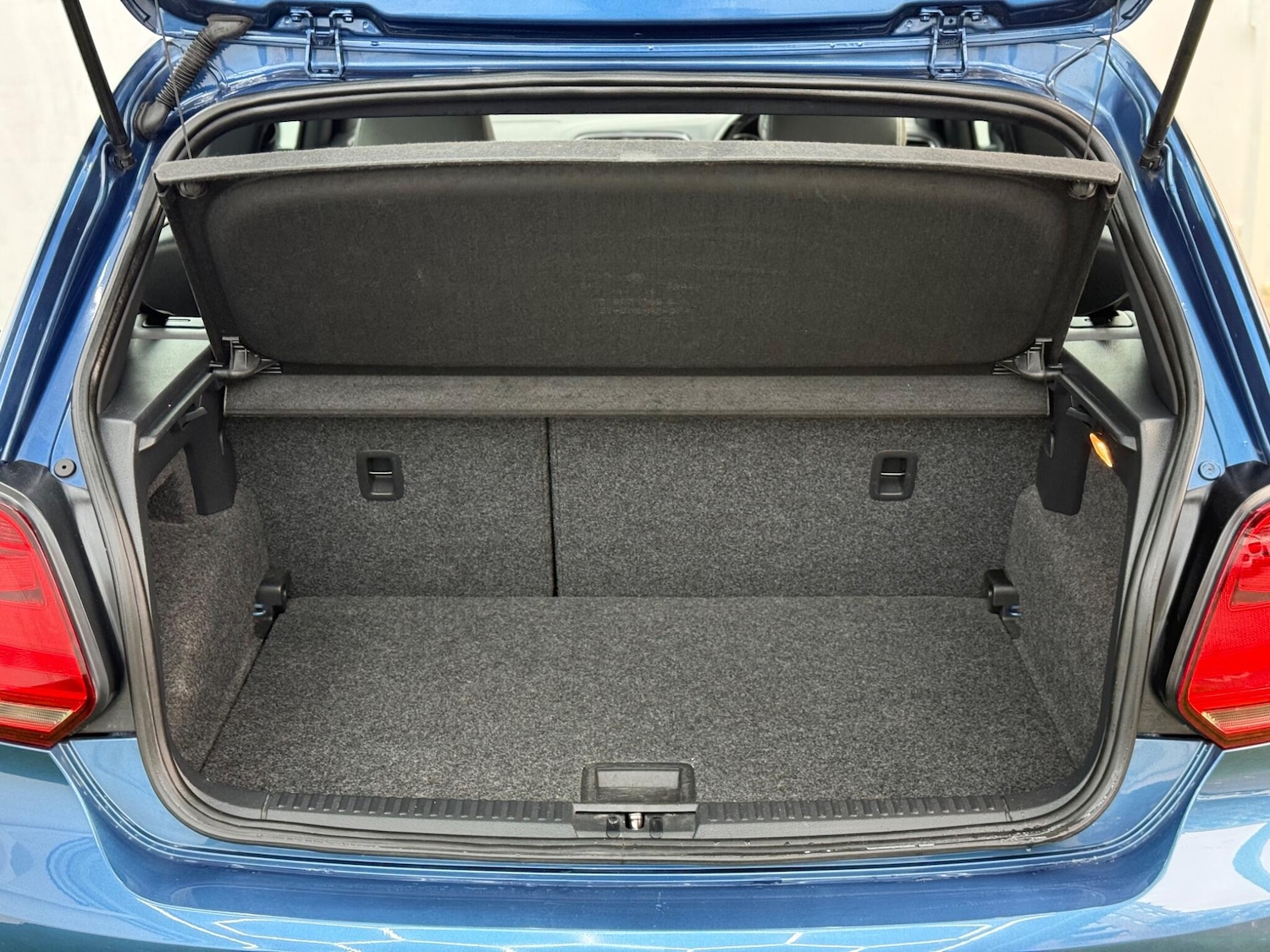 Used Volkswagen Polo 2014 for sale - 77783452: Photo 8