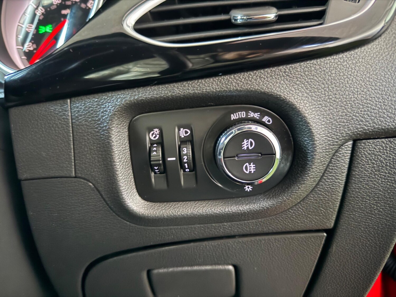 Used Vauxhall Astra 2016 for sale - 76801167: Photo 42