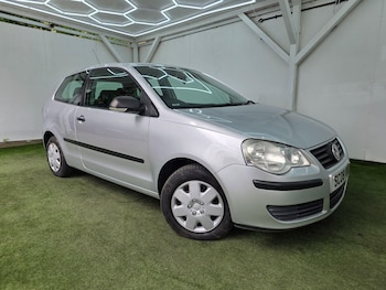 Used Volkswagen Polo 2008 for sale - 78947459: Photo