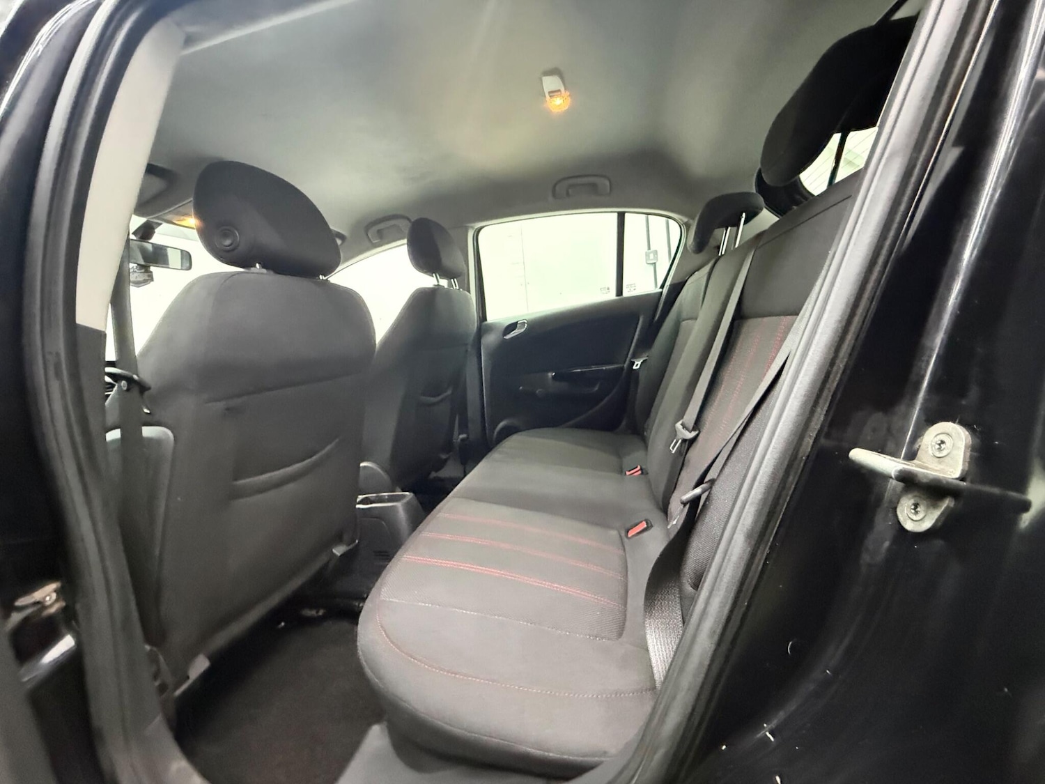 Used Vauxhall Corsa 2010 for sale - 77330671: Photo 23