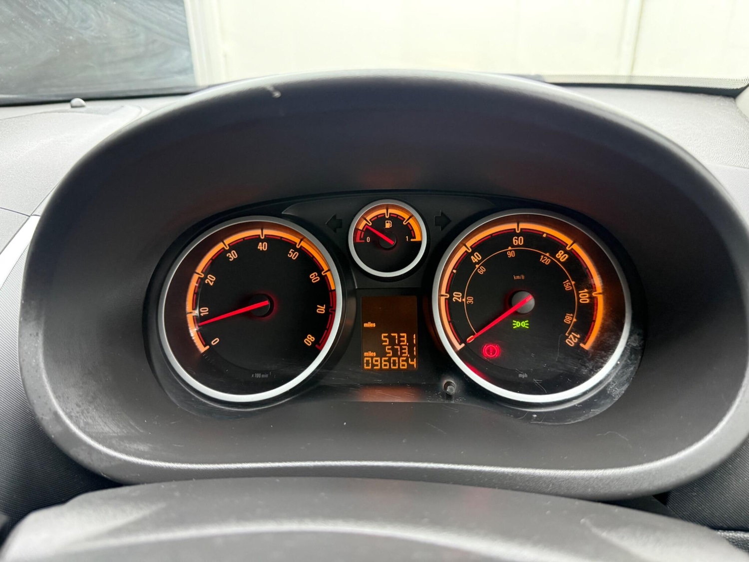 Used Vauxhall Corsa 2010 for sale - 77330671: Photo 33