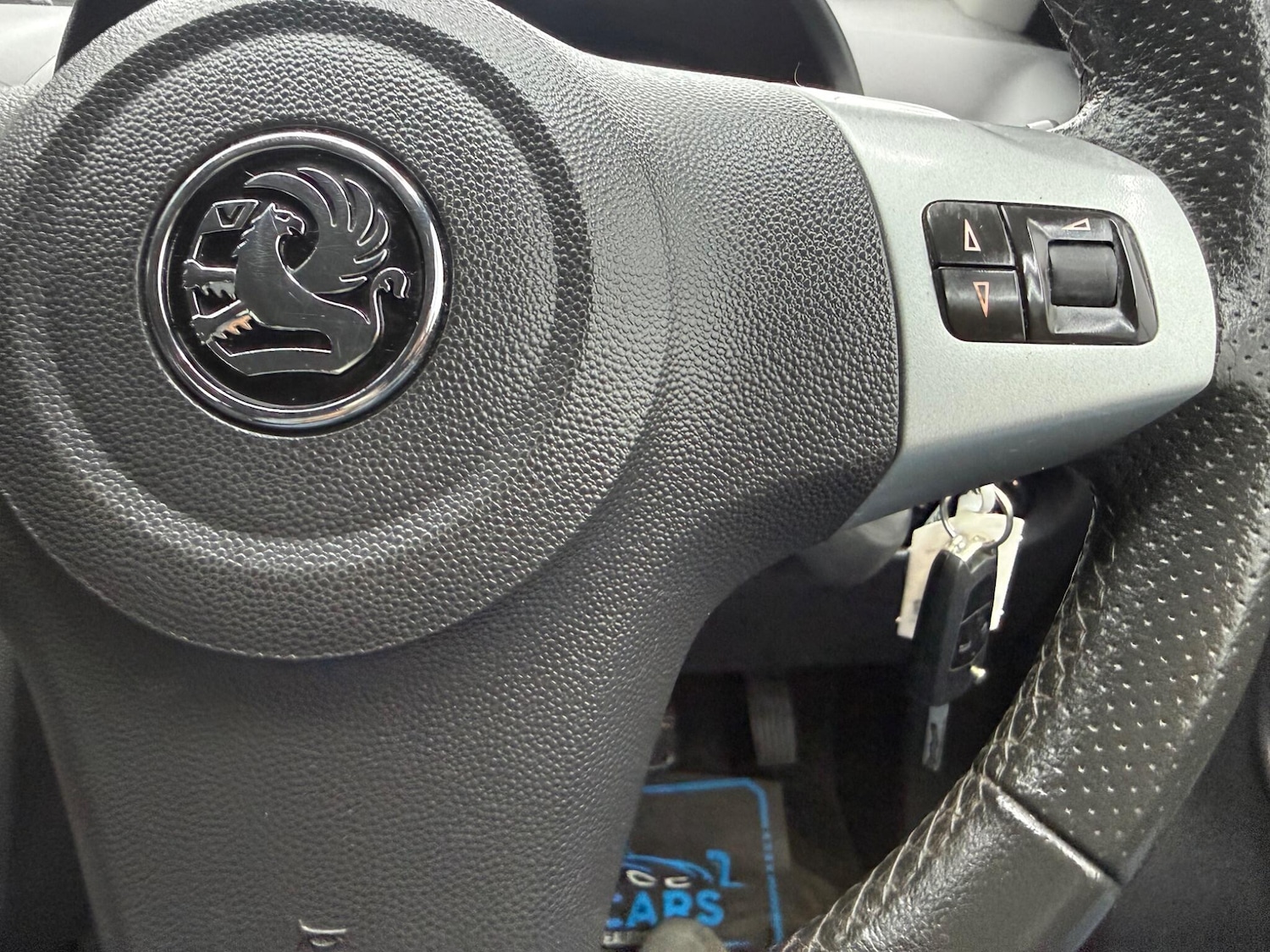 Used Vauxhall Corsa 2010 for sale - 77330671: Photo 35