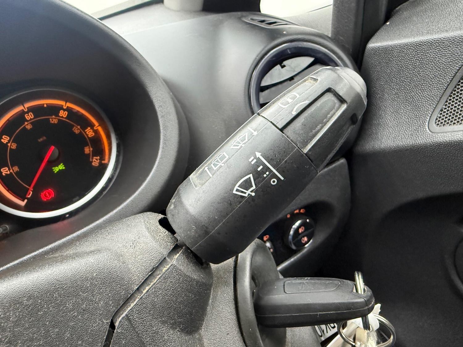 Used Vauxhall Corsa 2010 for sale - 77330671: Photo 37