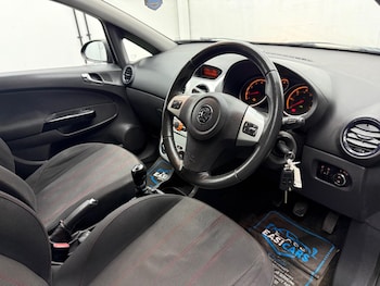 Used Vauxhall Corsa 2010 for sale - 77330671: Photo