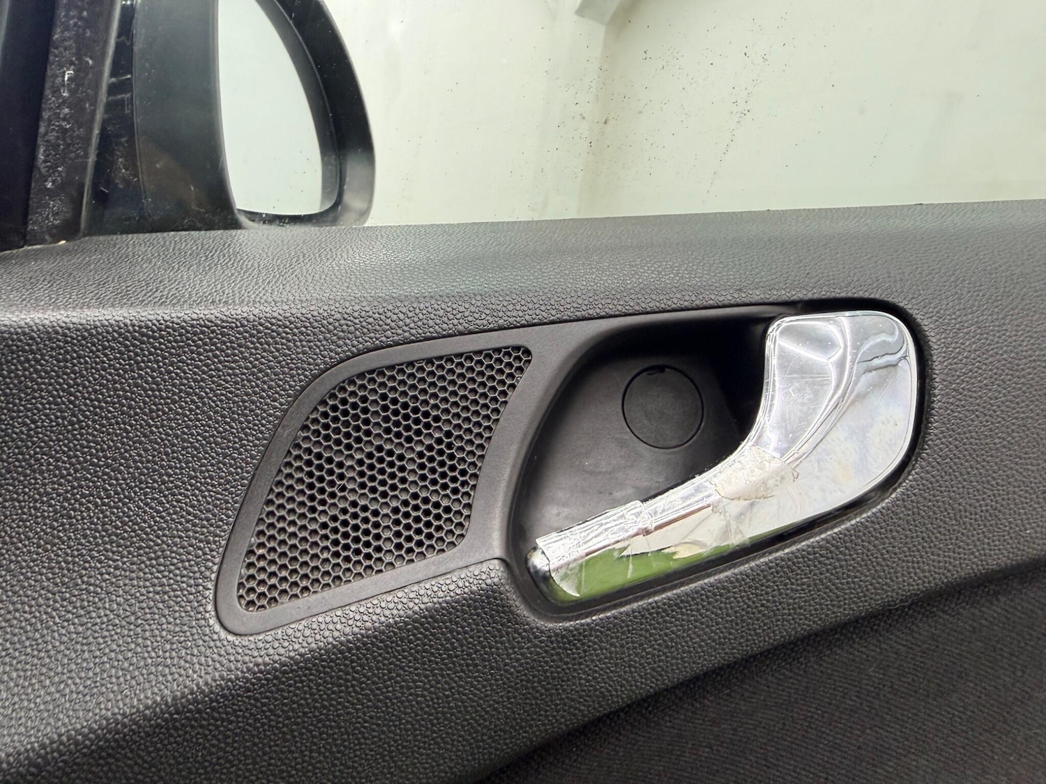 Used Vauxhall Corsa 2010 for sale - 77330671: Photo 41