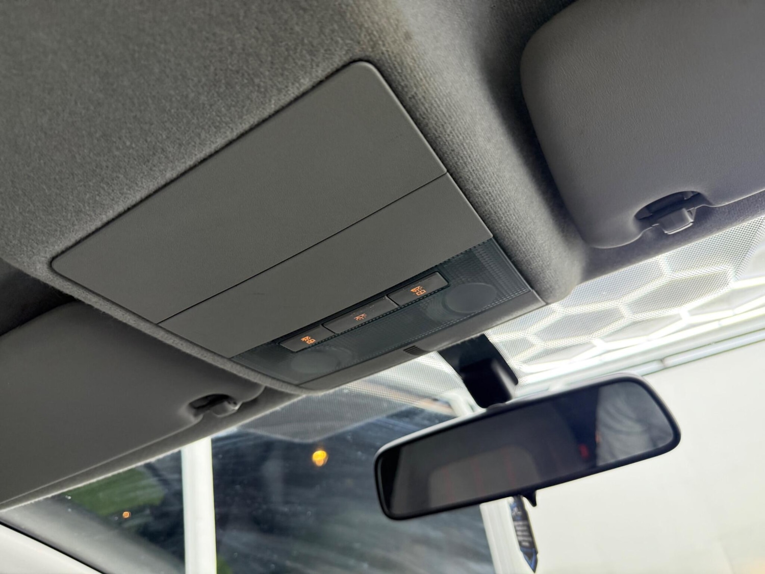 Used Vauxhall Corsa 2010 for sale - 77330671: Photo 51