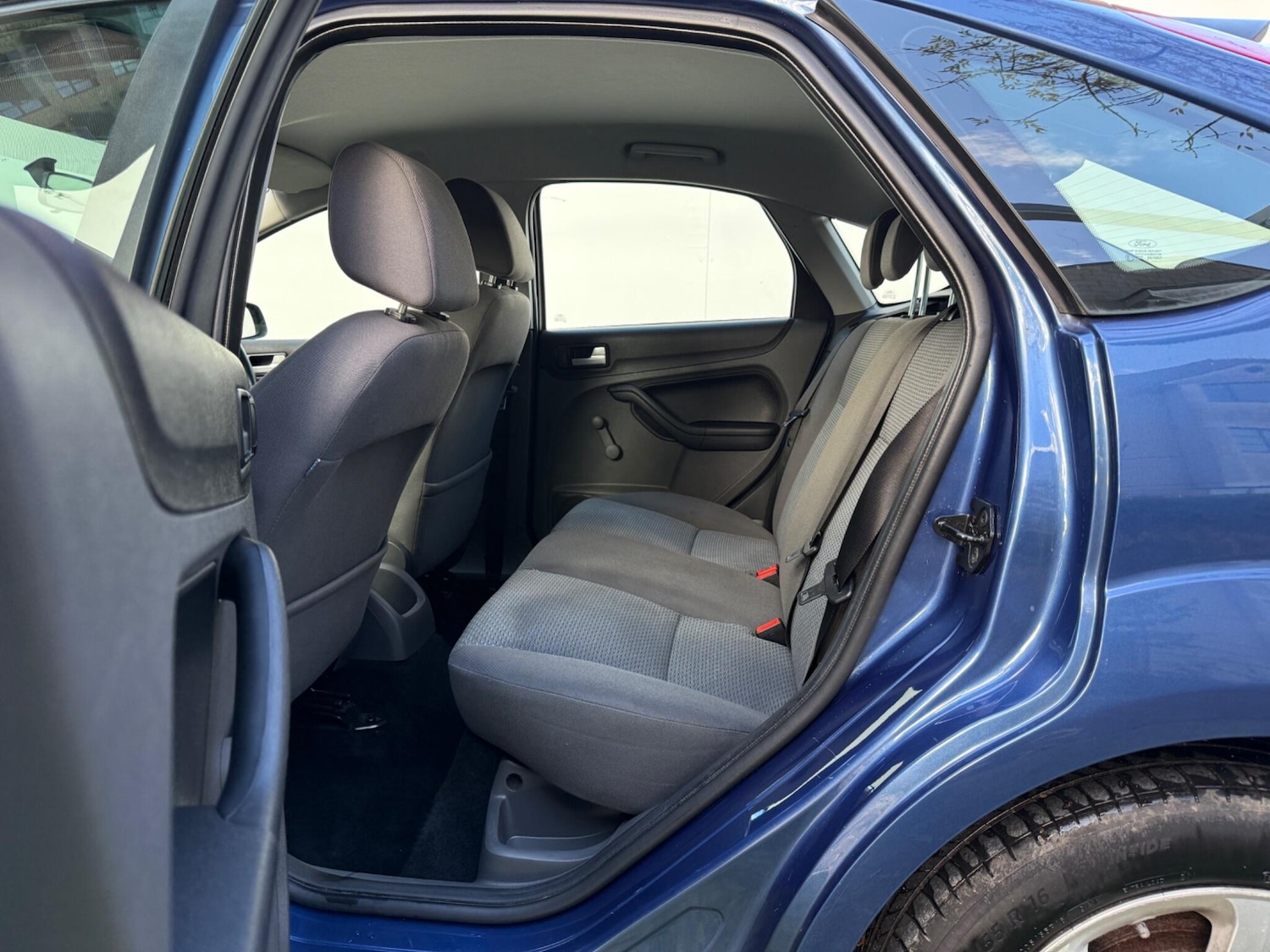 Used Ford Focus 2008 for sale - 76441064: Photo 21