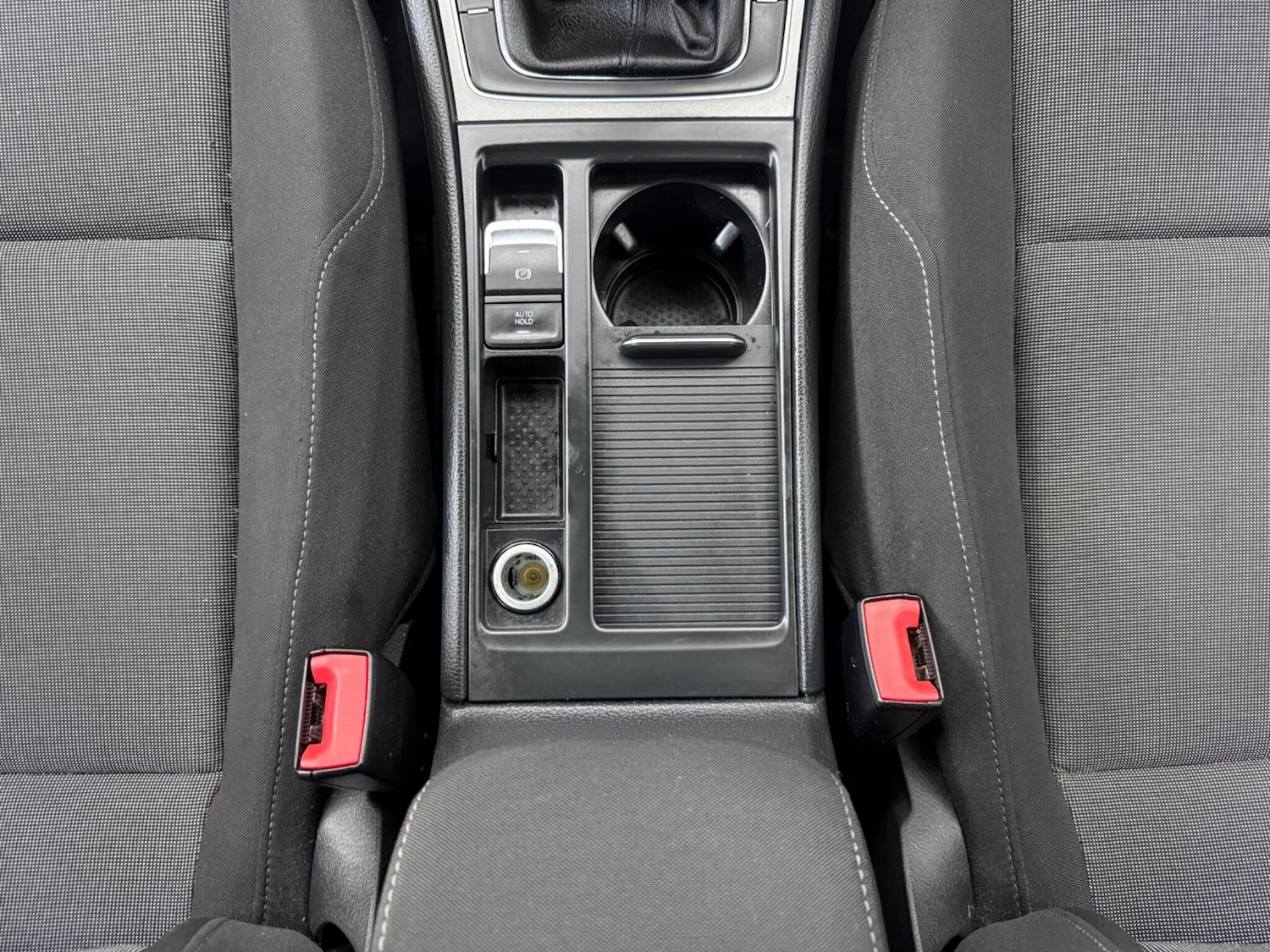 Used Volkswagen Golf 2014 for sale - 77305355: Photo 31