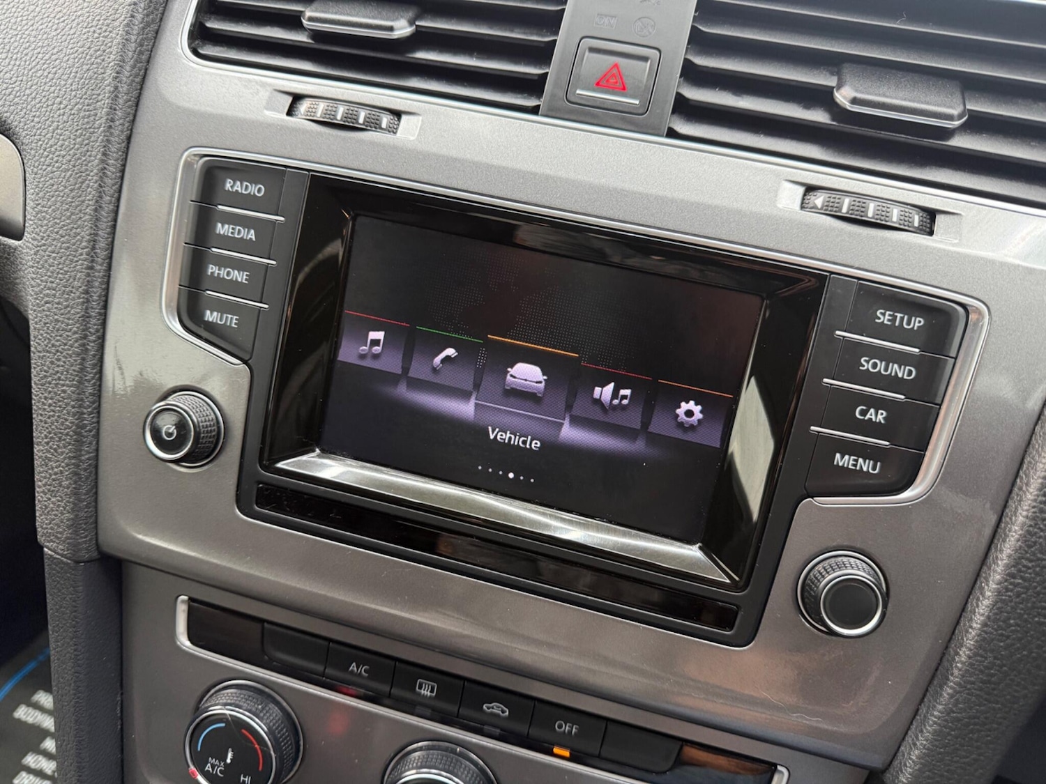 Used Volkswagen Golf 2014 for sale - 77305355: Photo 48