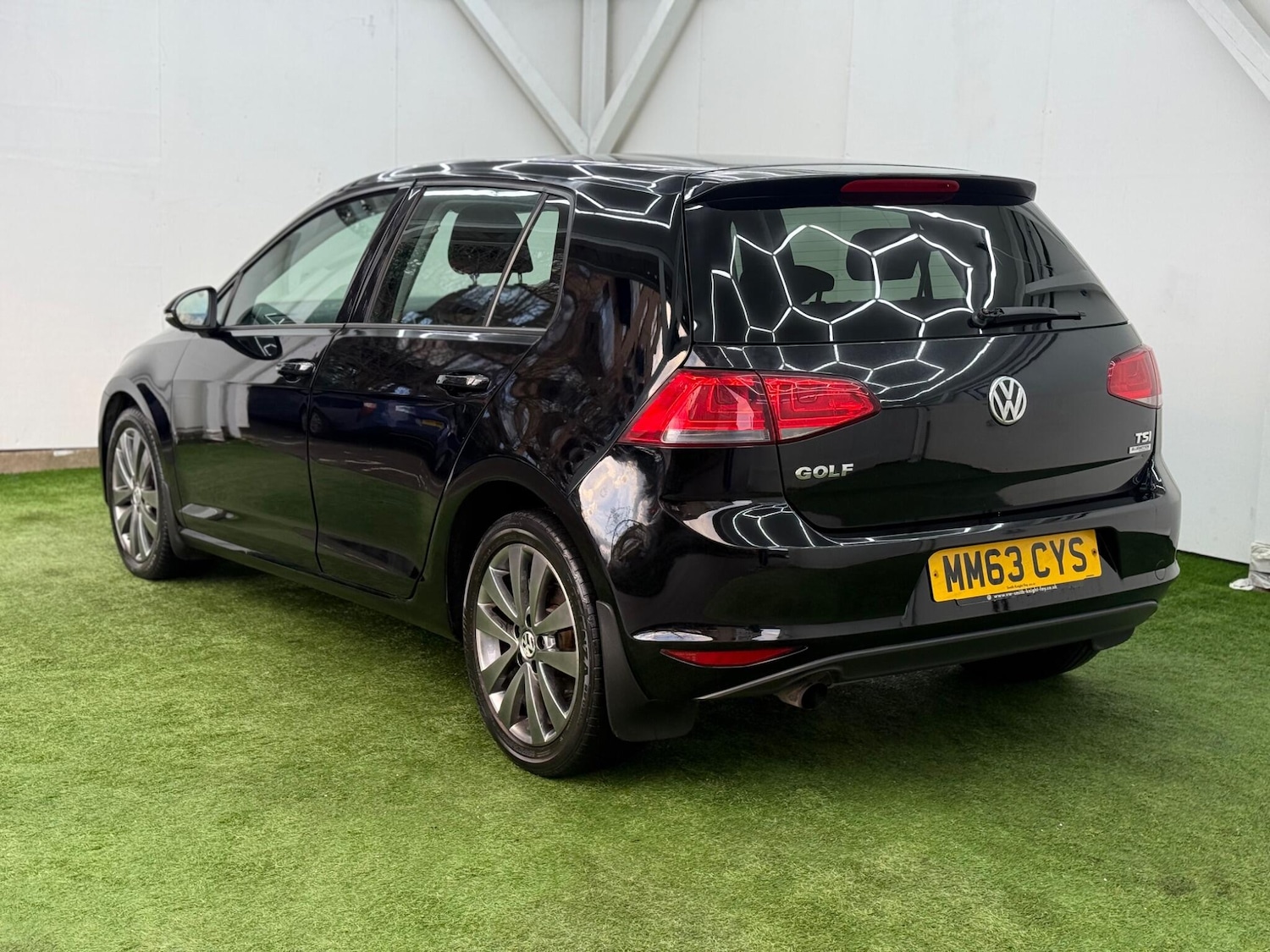 Used Volkswagen Golf 2014 for sale - 77305355: Photo 9