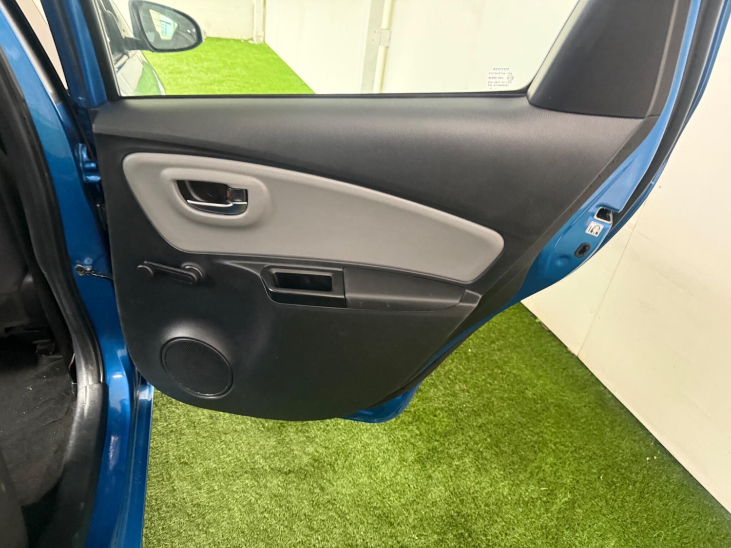 Used Toyota Yaris 2015 for sale - 76866203: Photo 20