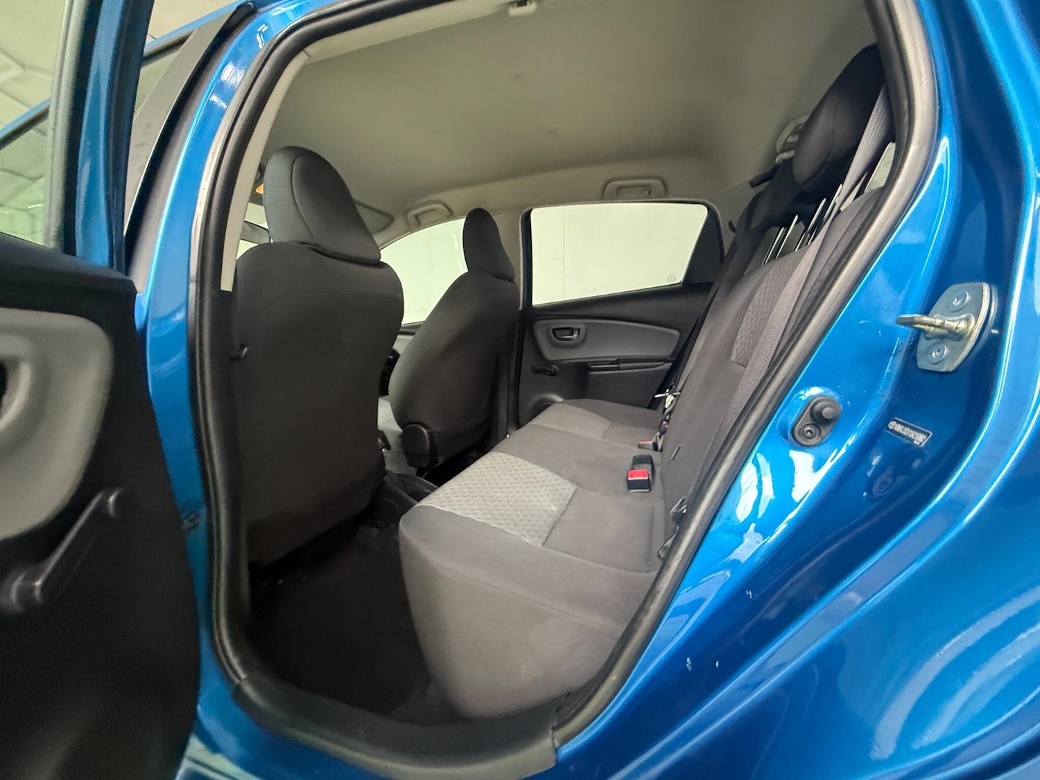 Used Toyota Yaris 2015 for sale - 76866203: Photo 22