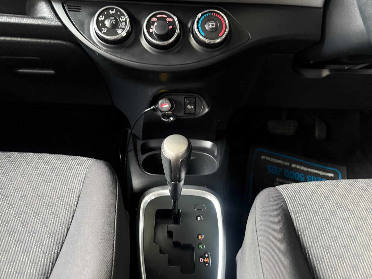 Used Toyota Yaris 2015 for sale - 76866203: Photo 29