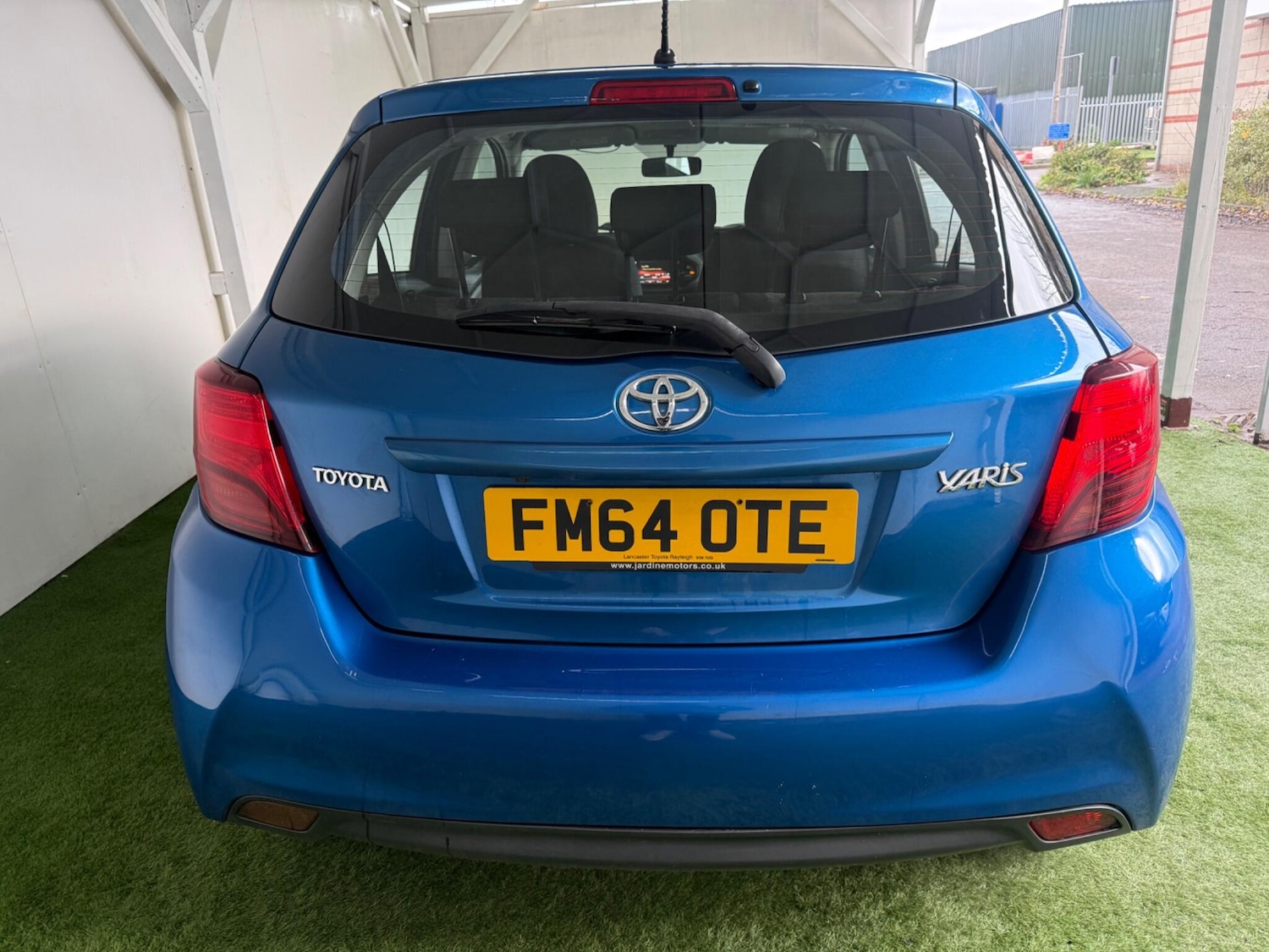 Used Toyota Yaris 2015 for sale - 76866203: Photo 7