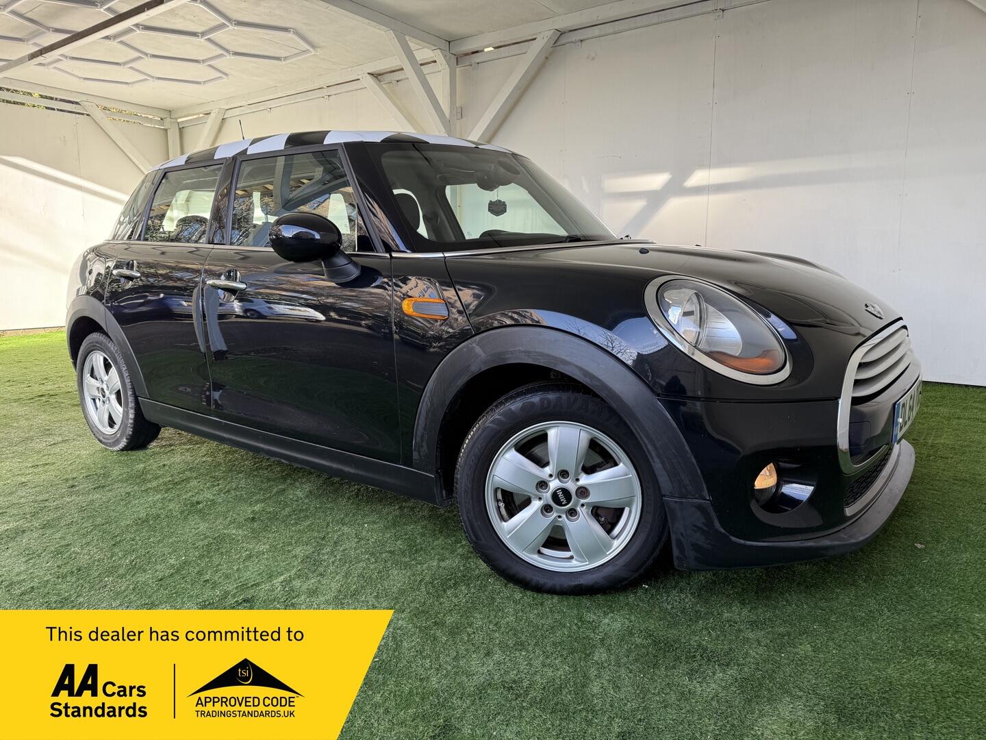 Used MINI Hatch 2015 for sale - 76839564: Photo 1