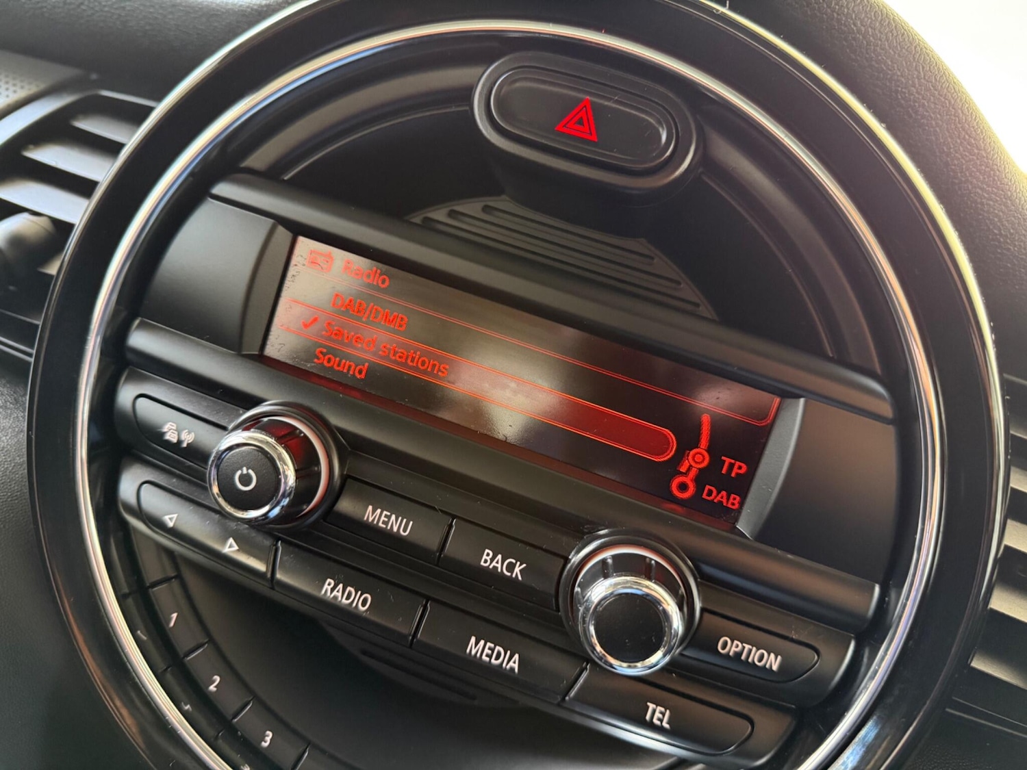 Used MINI Hatch 2015 for sale - 76839564: Photo 42