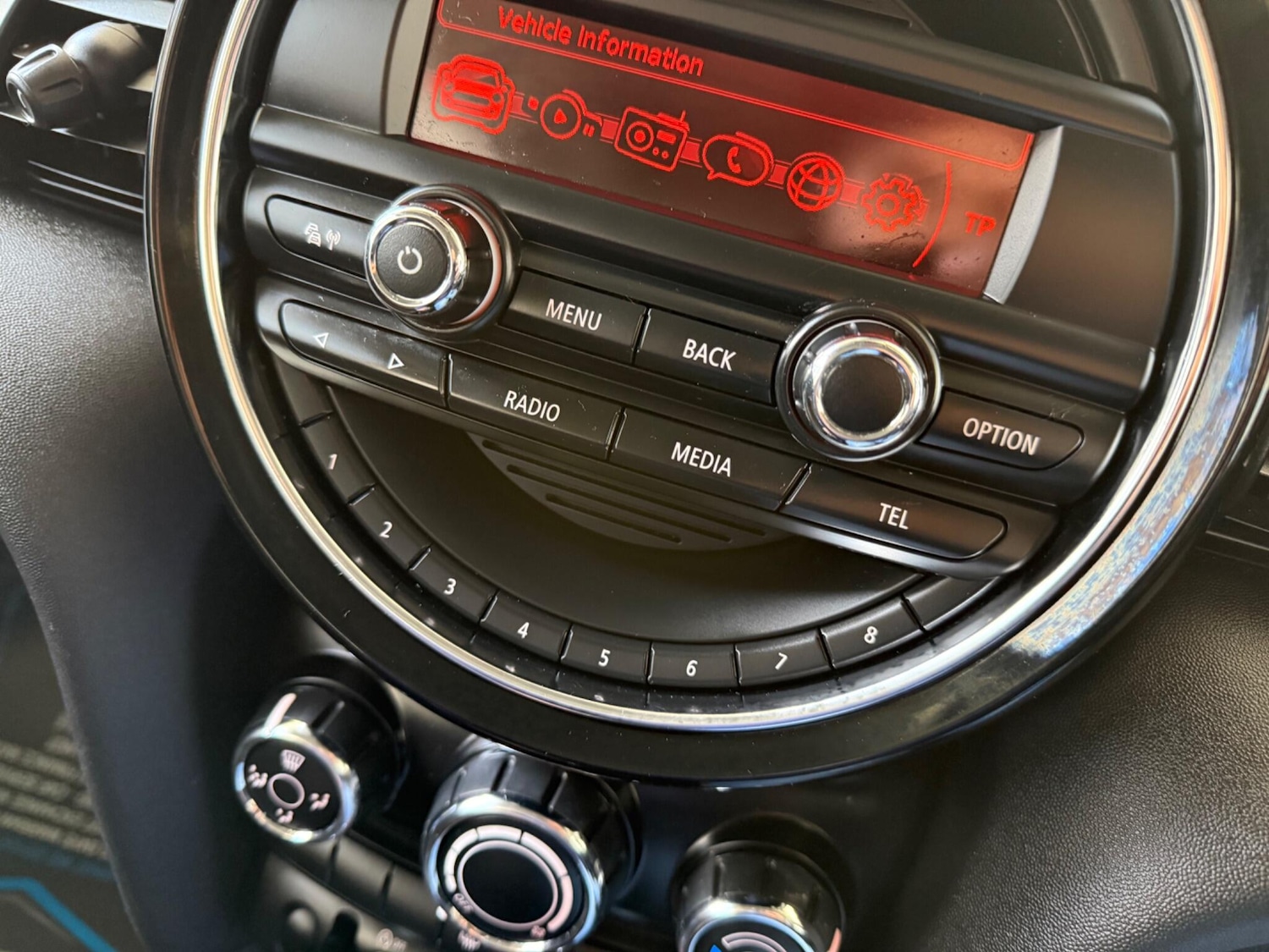 Used MINI Hatch 2015 for sale - 76839564: Photo 48